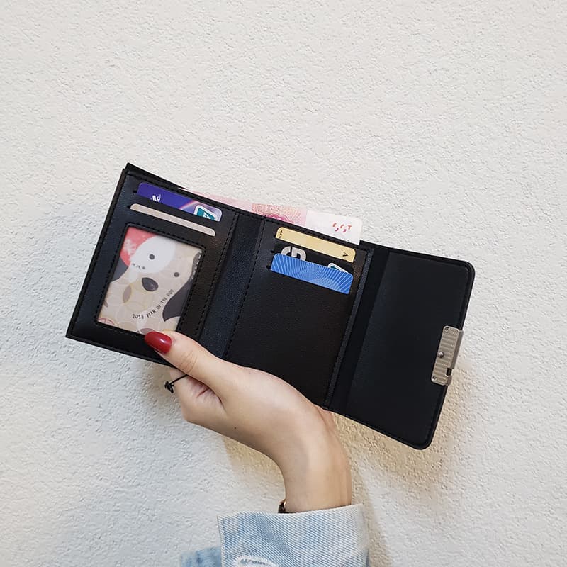 コンパクト 財布 猫モチーフ三つ折りコンパクト財布カードポケット付き