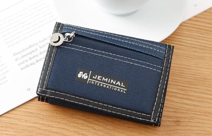 コンパクト 財布 上品なデザイン コンパクト三つ折り財布