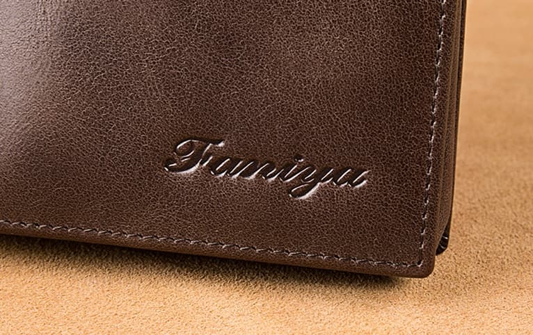 コンパクト 財布 本革使用 大容量 多機能長財布