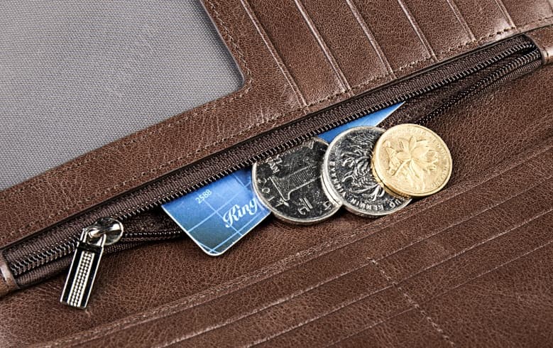 コンパクト 財布 本革使用 大容量 多機能長財布