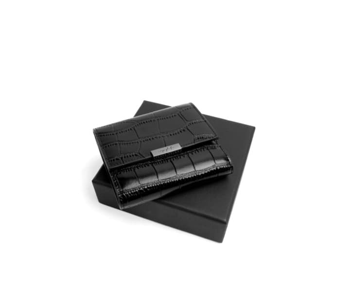 コンパクト 財布 三つ折り 高級感漂う型押し三つ折りミニ財布