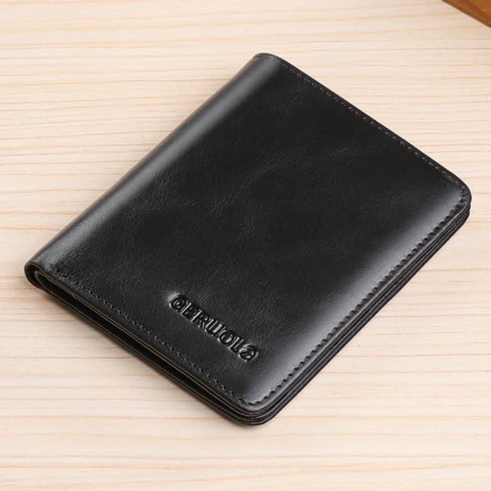 コンパクト 財布 職人技が光る本革二つ折り財布