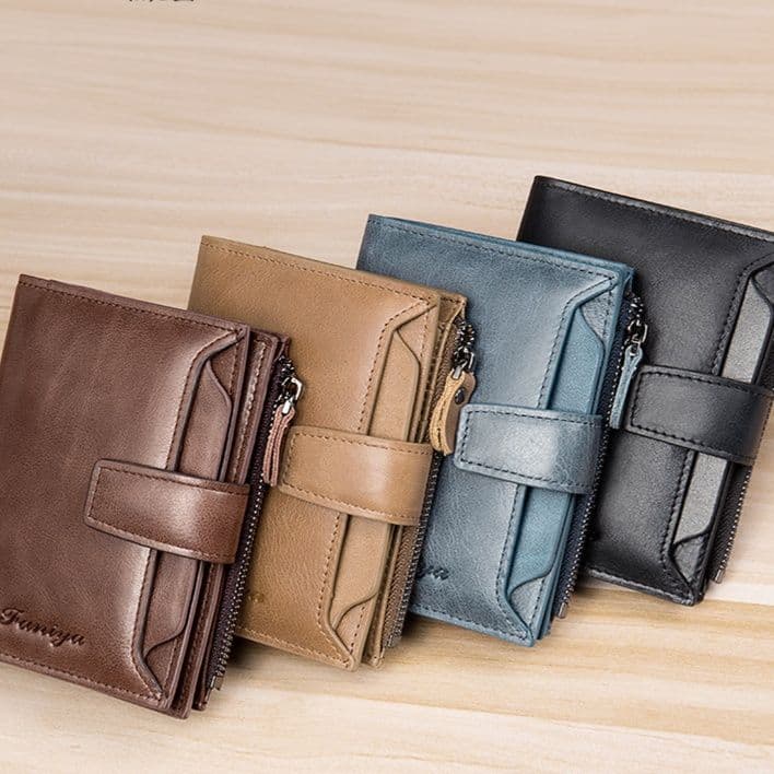 コンパクト 財布 機能的な多ポケット二つ折り財布