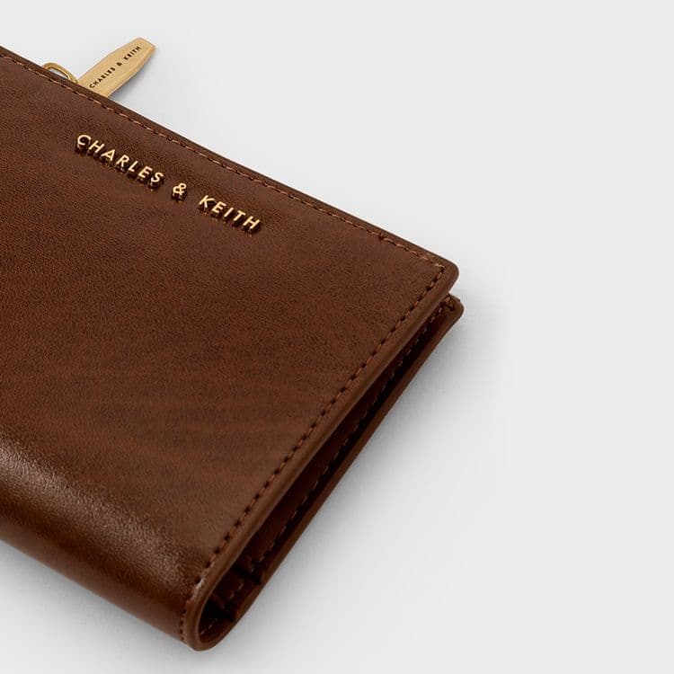 コンパクト 財布 上質レザー ミニマル二つ折り財布