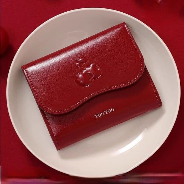 コンパクト 財布 さくらんぼ型押し三つ折りミニ財布