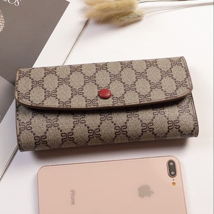 コンパクト 財布 洗練モノグラム柄フラップ長財布