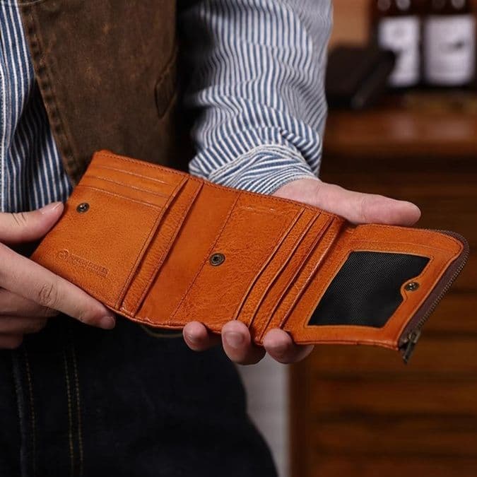 コンパクト 財布 上質本革使用手のひらサイズ三つ折り財布