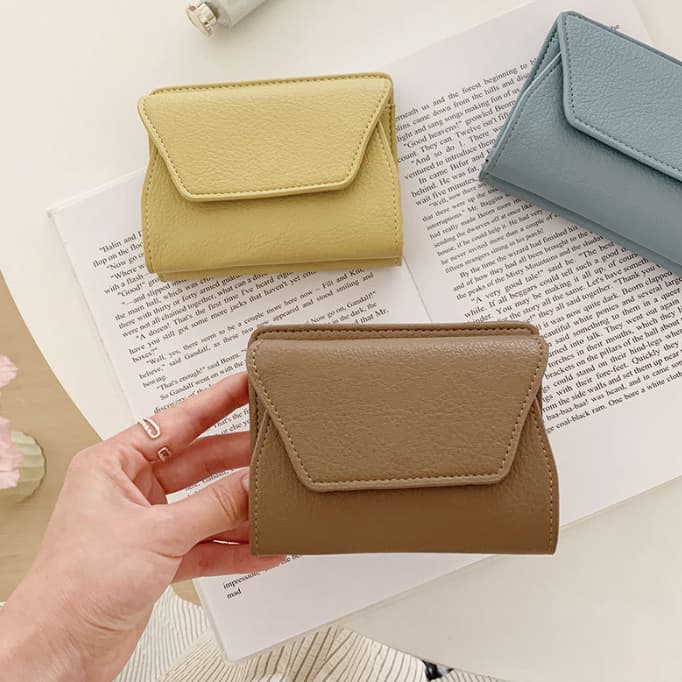 コンパクト 財布 レディース薄型軽量二つ折り小銭入れ付きコンパクト財布