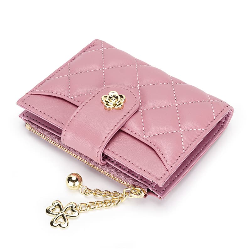 コンパクト 財布 キルティング柄 花モチーフ 二つ折りミニ財布