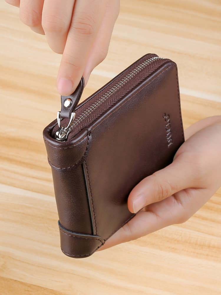 コンパクト 財布 機能的ミニマル二つ折り財布