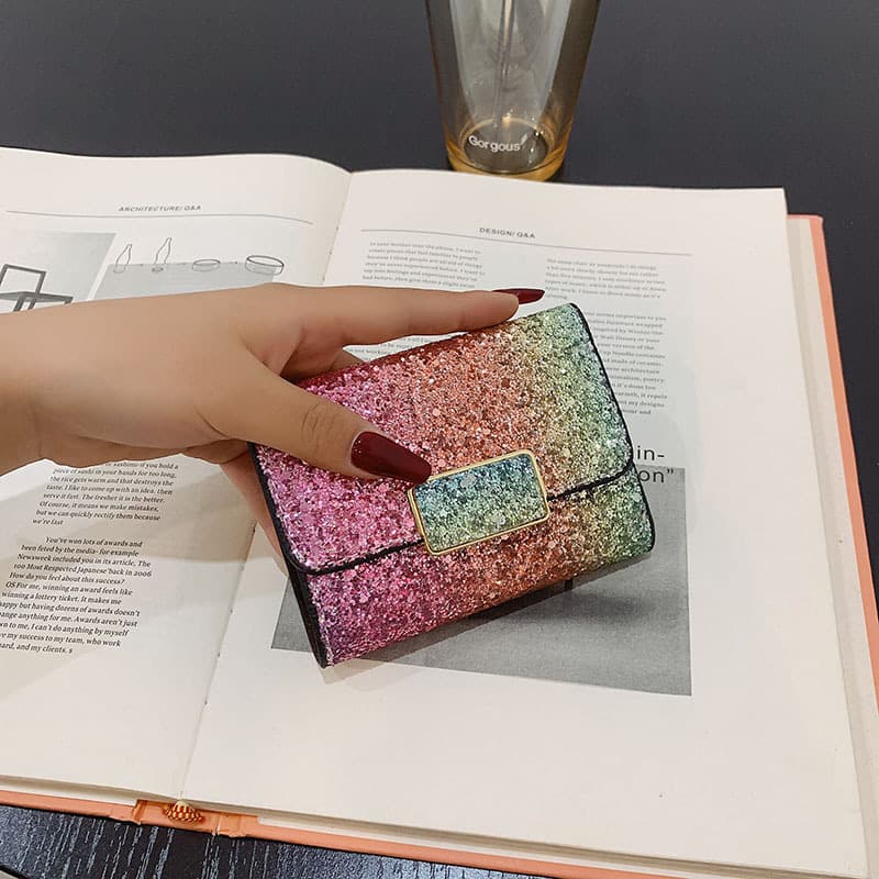 コンパクト 財布 キラキラ輝く ハート留め金 三つ折り財布