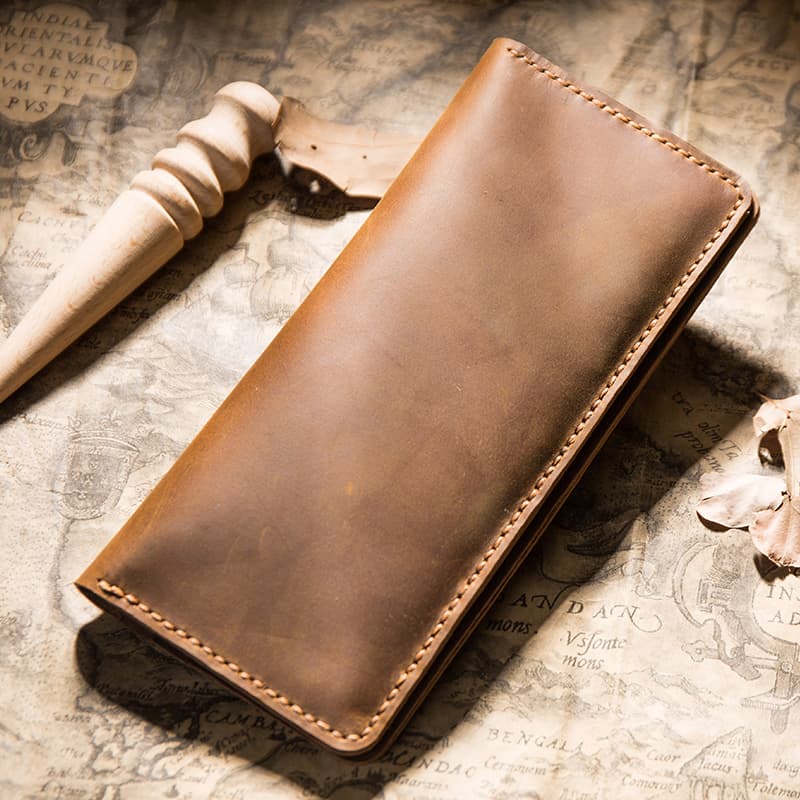 コンパクト 財布 匠の技が光る伝統的な本革長財布