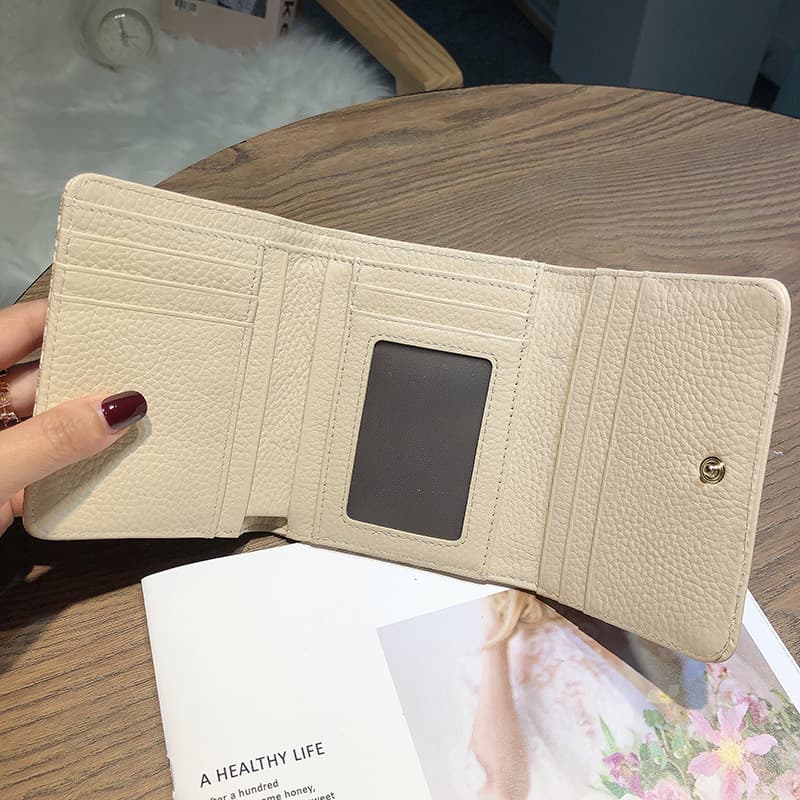 コンパクト 財布 三つ折り 高級感漂う牛革製ミニ財布