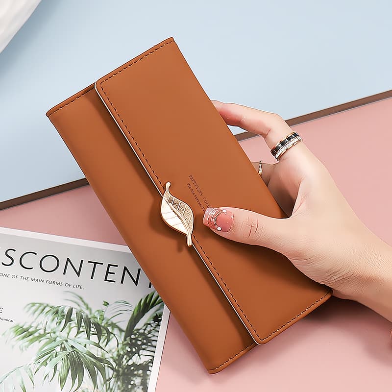 コンパクト 財布 シンプル リーフチャーム レディース財布