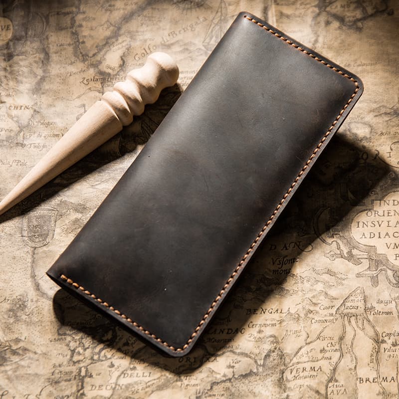 コンパクト 財布 匠の技が光る伝統的な本革長財布