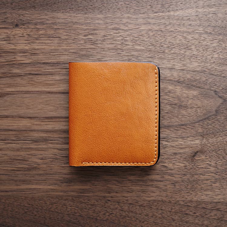 コンパクト 財布 手のひらサイズ本革二つ折り財布