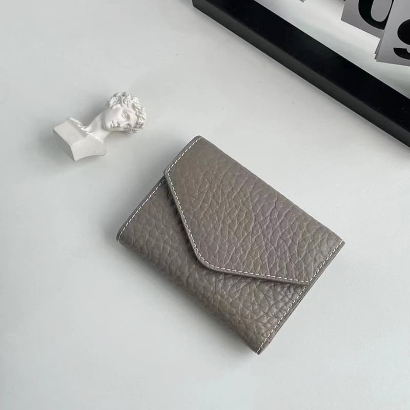 コンパクト財布 上質本革使用 三つ折りミニ財布