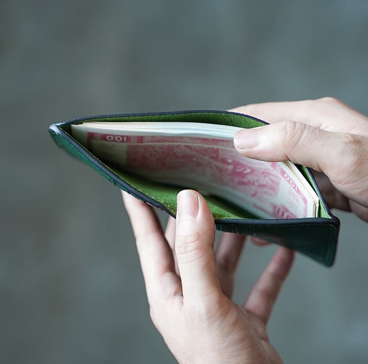 コンパクト 財布 手のひらサイズ本革二つ折り財布