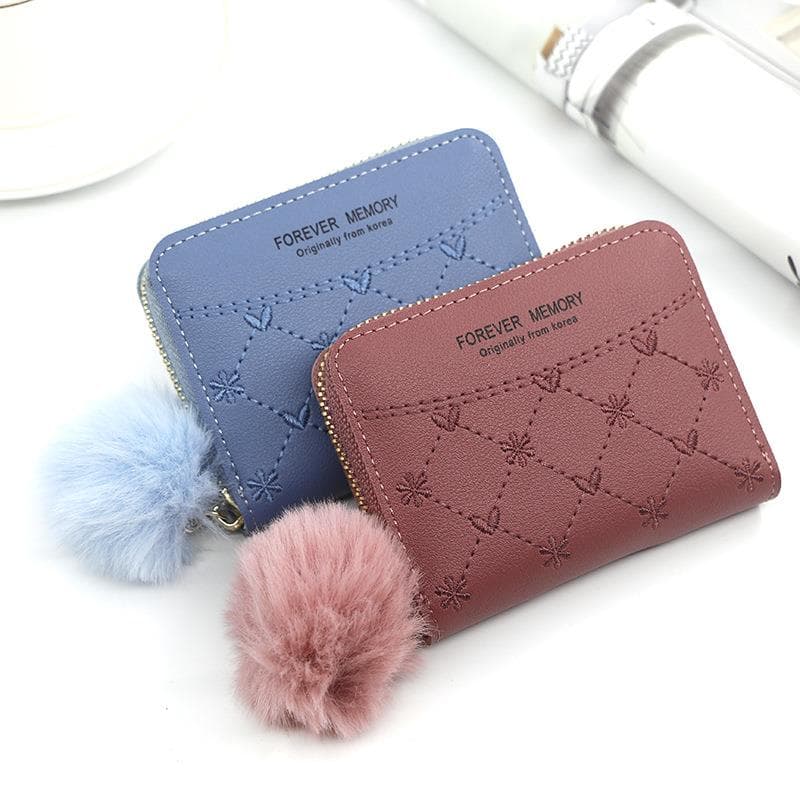 コンパクト 財布 ふわふわポンポン付きコンパクト財布