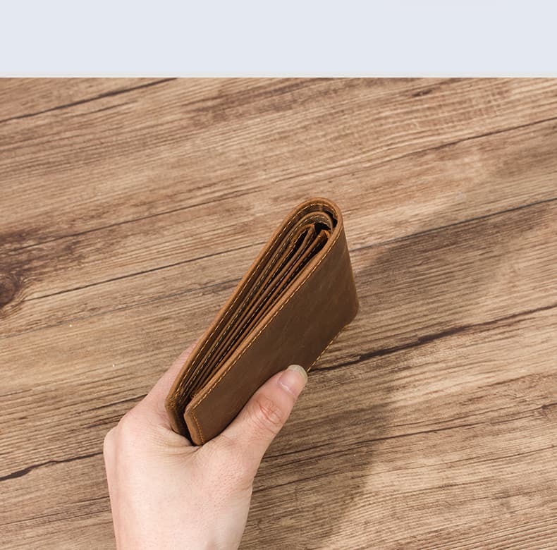 コンパクト 財布 職人技が光る多機能二つ折り財布