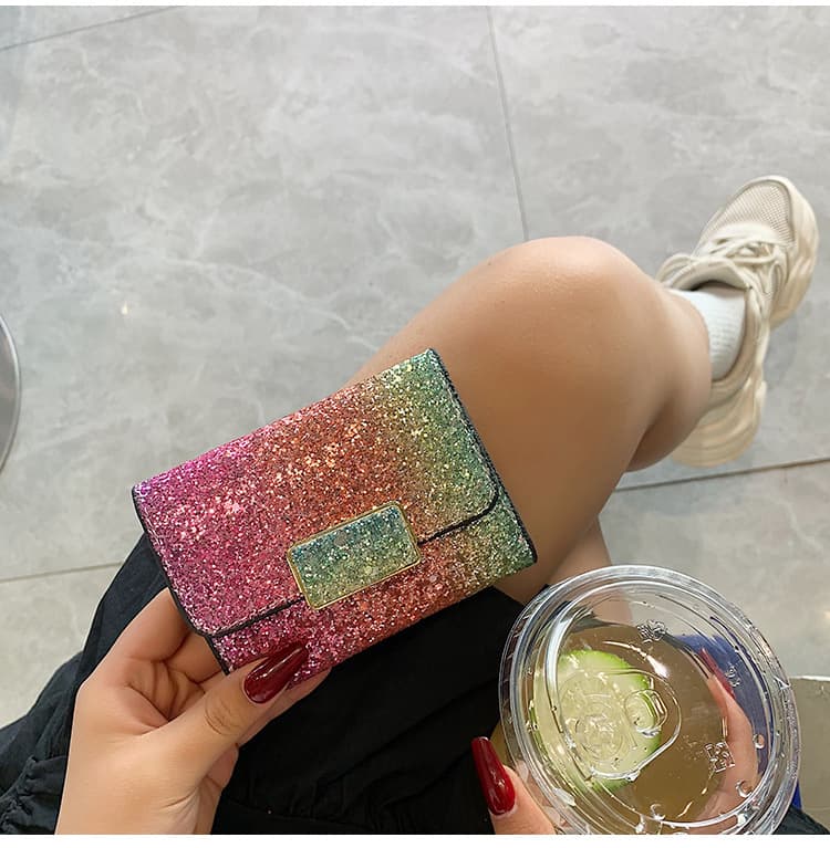 コンパクト 財布 キラキラ輝く ハート留め金 三つ折り財布