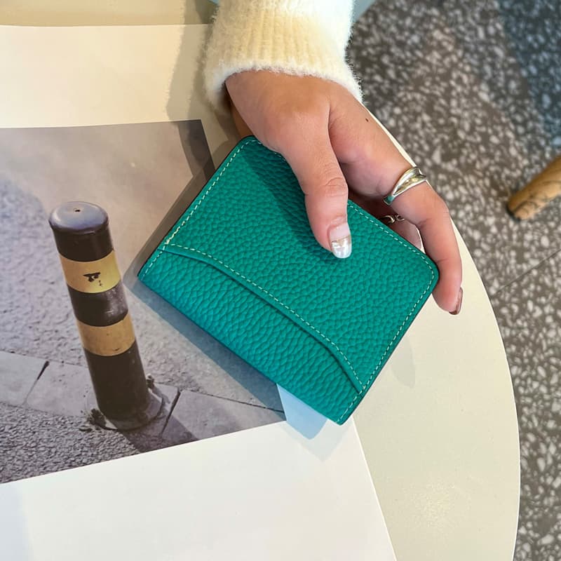 コンパクト 財布 上質な牛革使い コンパクト財布