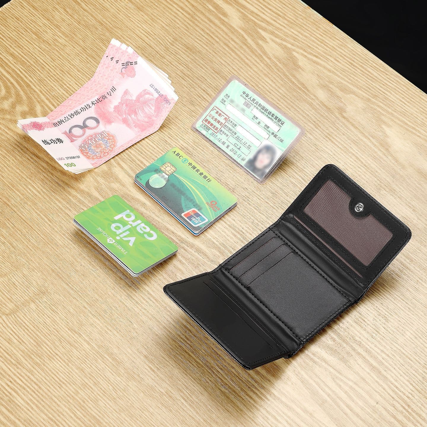 コンパクト 財布 多機能収納 三つ折りコンパクト財布