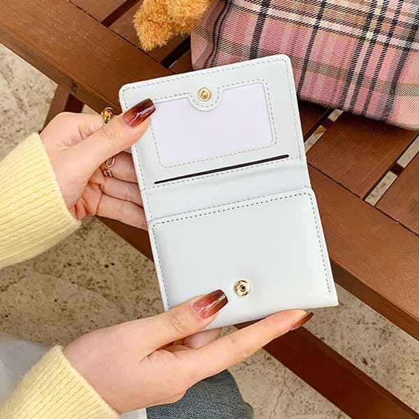 コンパクト 財布 レディース 型押し加工 薄型軽量 三つ折り財布