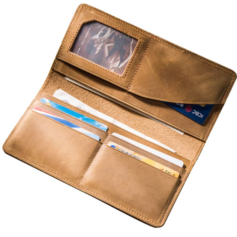 コンパクト 財布 匠の技が光る伝統的な本革長財布