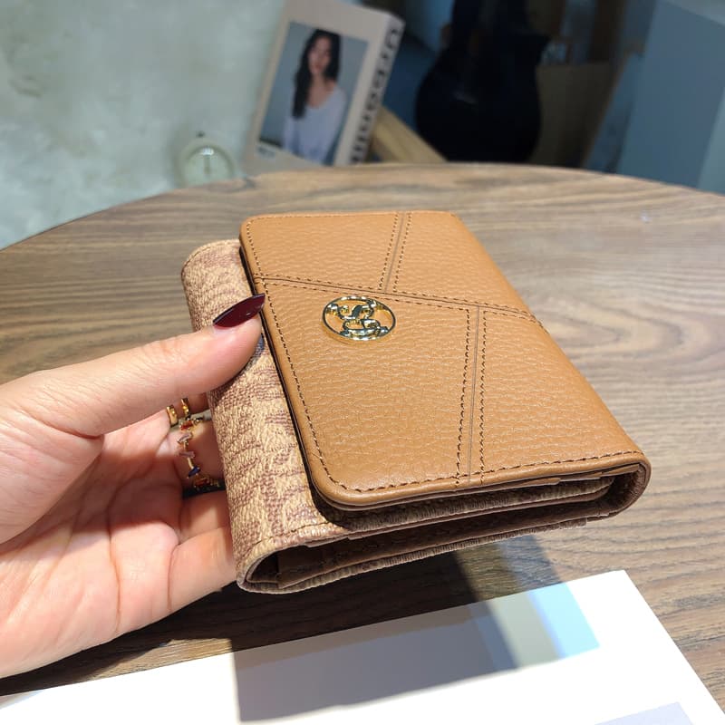 コンパクト 財布 三つ折り 高級感漂う牛革製ミニ財布