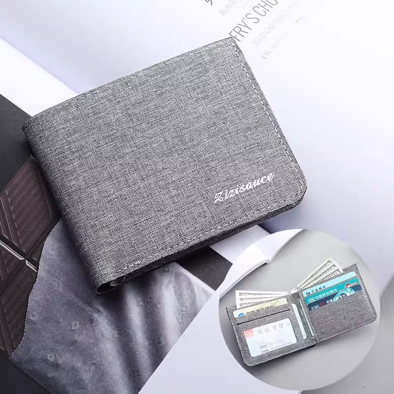 コンパクト 財布 シンプル機能性二つ折り財布