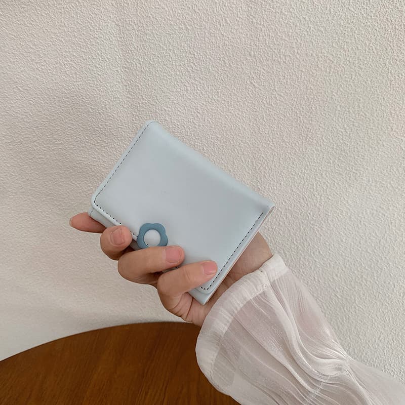 コンパクト 財布 三つ折り フラワークラスプ ミニ財布