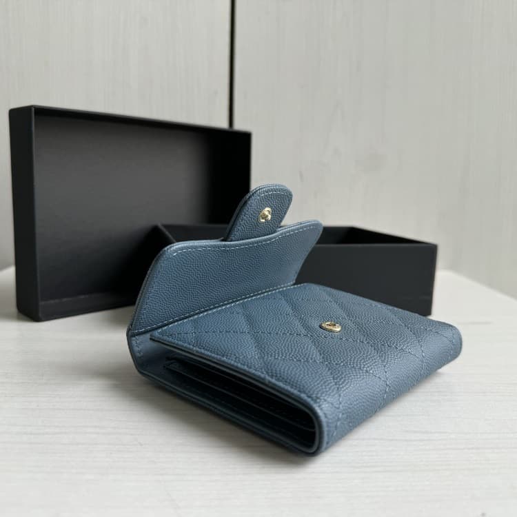 コンパクト 財布 三つ折り 上品キルティング三つ折りミニ財布
