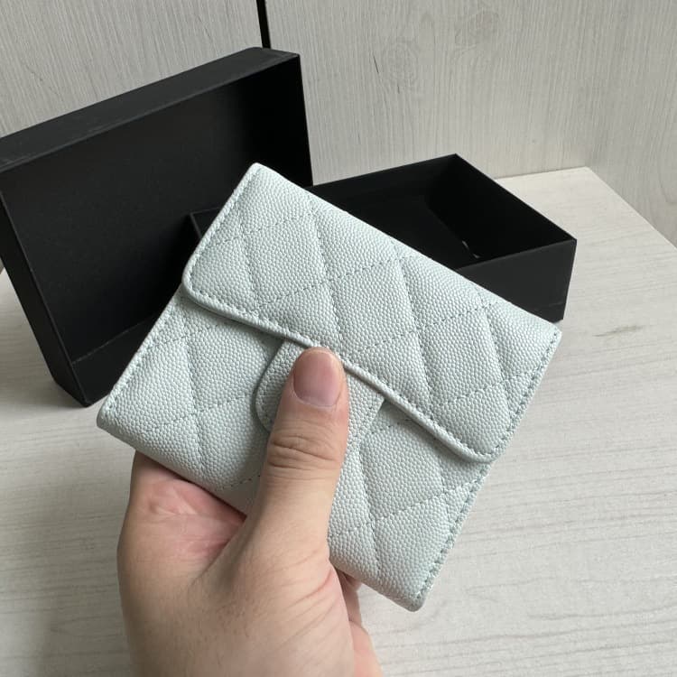 コンパクト 財布 三つ折り 上品キルティング三つ折りミニ財布