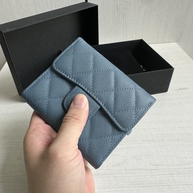 コンパクト 財布 三つ折り 上品キルティング三つ折りミニ財布