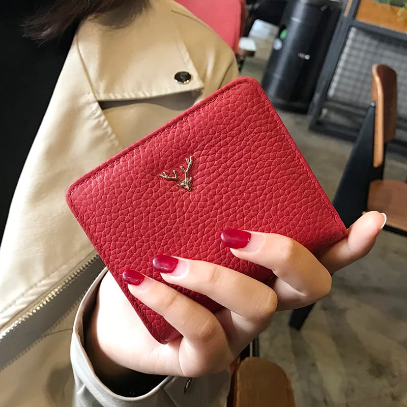 コンパクト 財布 牛革製カードがたくさん入る小さな財布