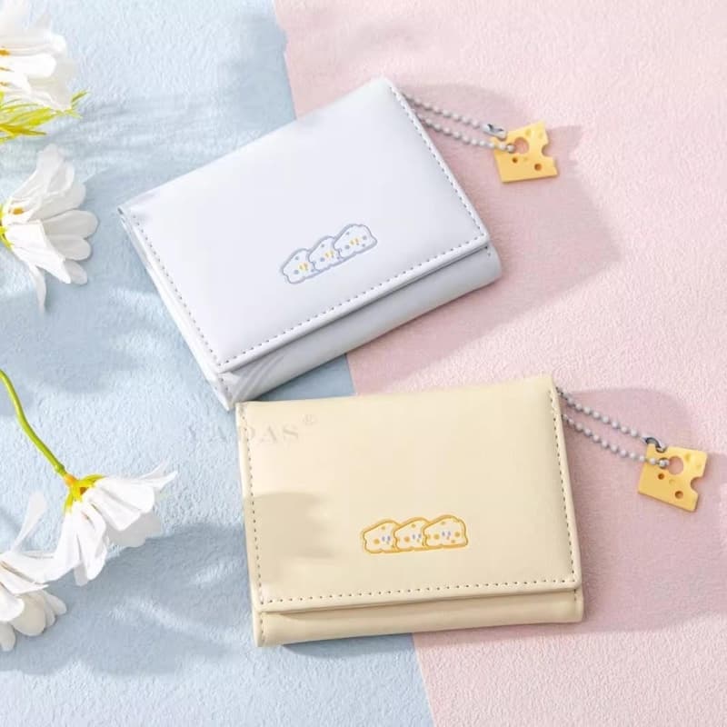 コンパクト 財布 ねずみさんフォルムの癒し系コンパクト財布