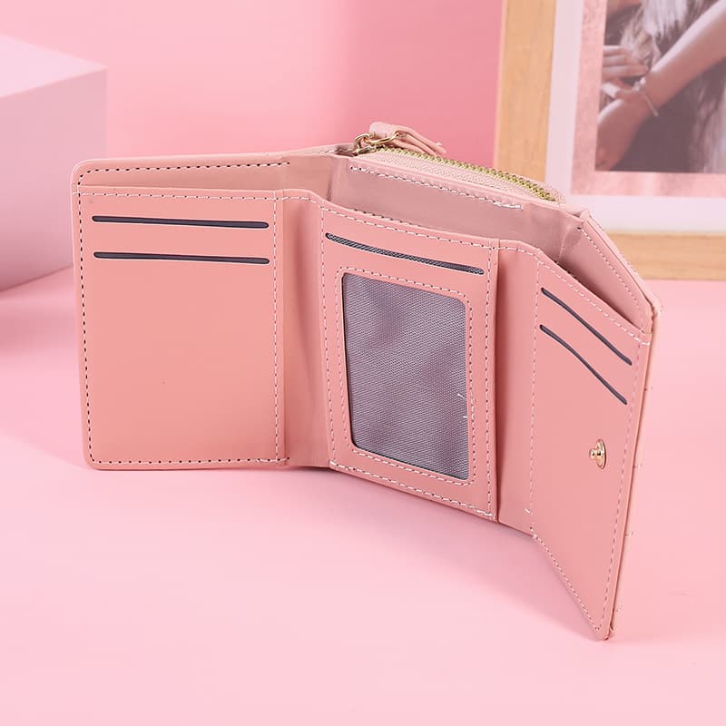 コンパクト 財布 キルティング模様のミニ財布