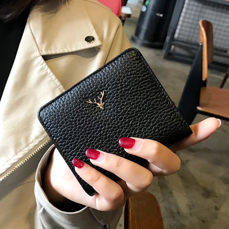 コンパクト 財布 牛革製カードがたくさん入る小さな財布